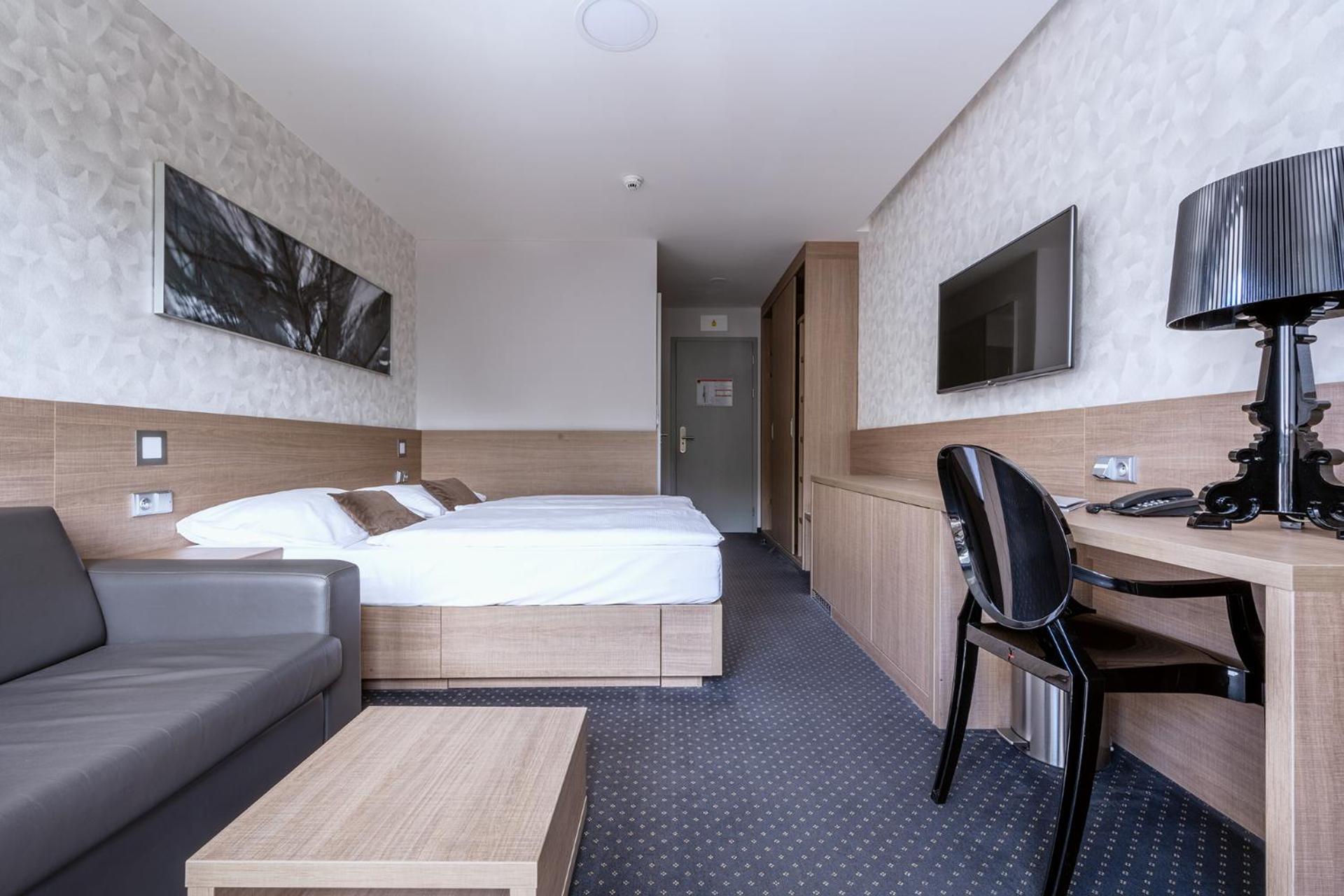 Hotel Jezerka Sec Ngoại thất bức ảnh
