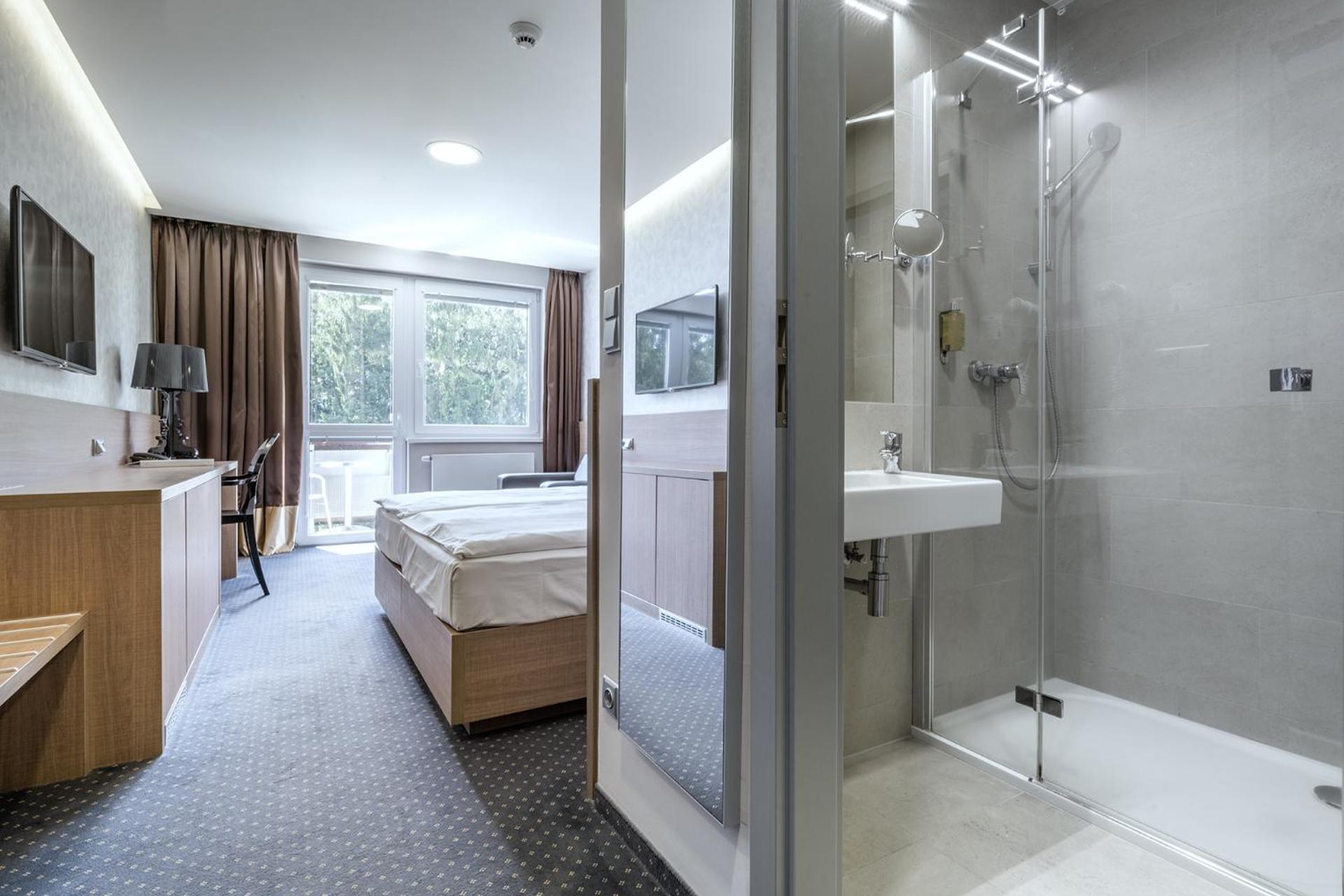 Hotel Jezerka Sec Ngoại thất bức ảnh