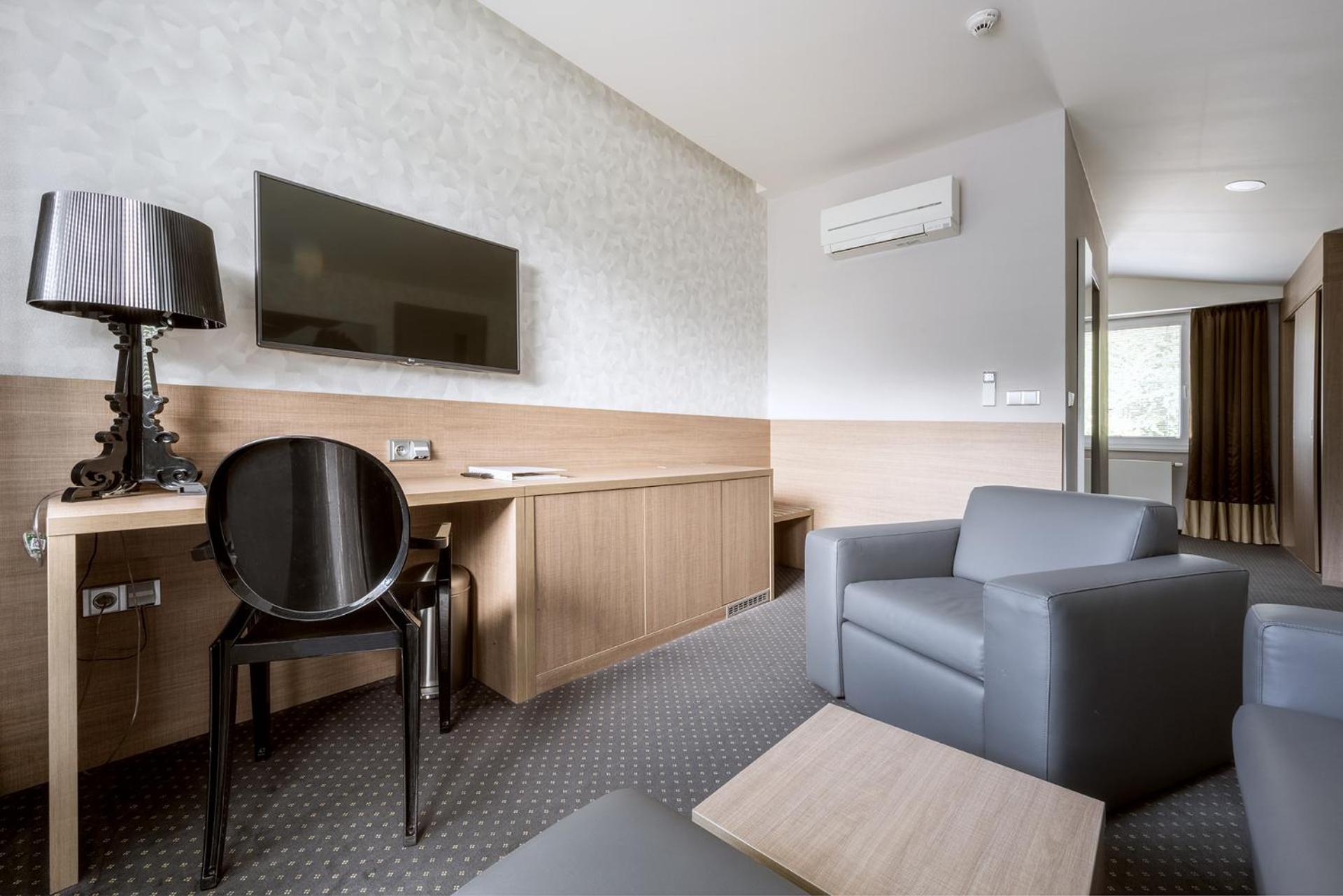 Hotel Jezerka Sec Ngoại thất bức ảnh